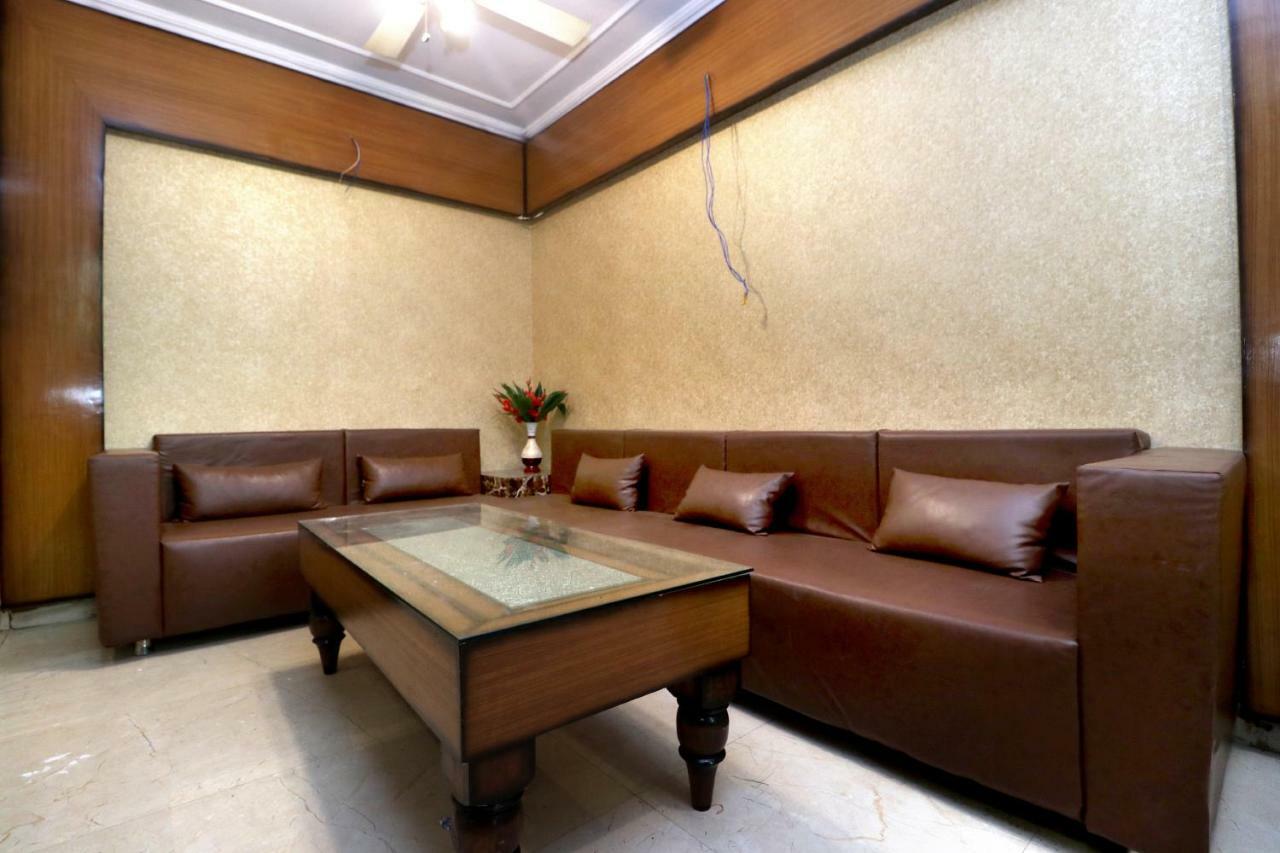 Oyo 37721 Hotel Kings Pathānkot Kültér fotó